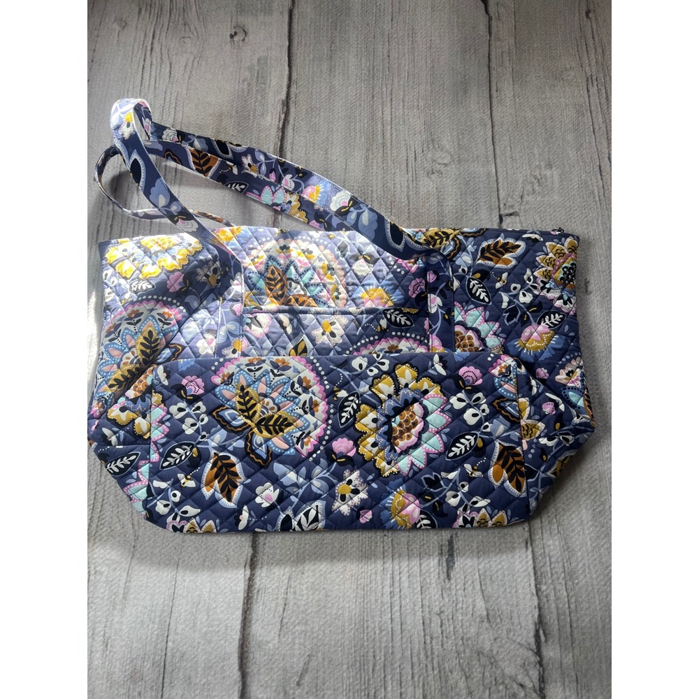 Vera Bradley Tote Bag Womens Large Blue Floral Mandala Quilted Boho Travel - Picture 9 of 9
